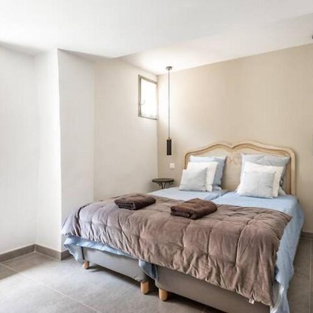 Le Marronnier 1 Apartamento LʼIsle-sur-la-Sorgue Exterior foto